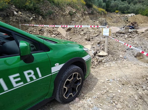 Diano Castello: voleva farsi l'orto per la pensione, ma il muro era abusivo ed in una zona vincolata (Foto)