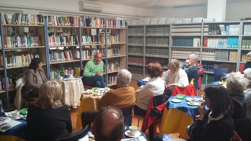 San Bartolomeo al Mare: 'Tea con l'Autore', giovedì Marino Magliani con 'Prima che te lo dicano gli altri'