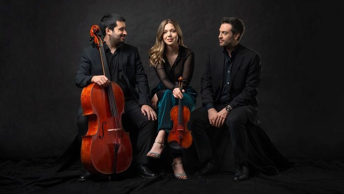 Concerto del Trio Orelon in Piazza del Corallini a Cervo
