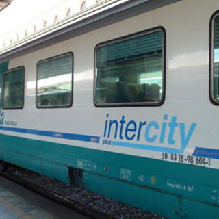 FS italiane, più comfort e puntualità per i viaggiatori degli intercity Trenitalia