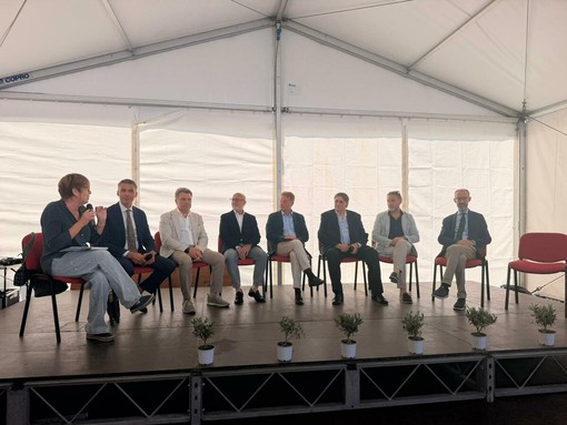 A Chiusavecchia il convegno "Green Communities, rigenerazione urbana e DiGiVillae" A Chiusavecchia il convegno "Green Communities, rigenerazione urbana e DiGiVillae"