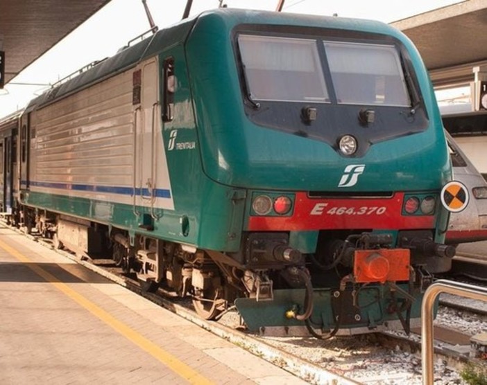 L’amianto corre sui binari delle Ferrovie dello Stato: confermata la condanna al risarcimento per la morte di un ferroviere