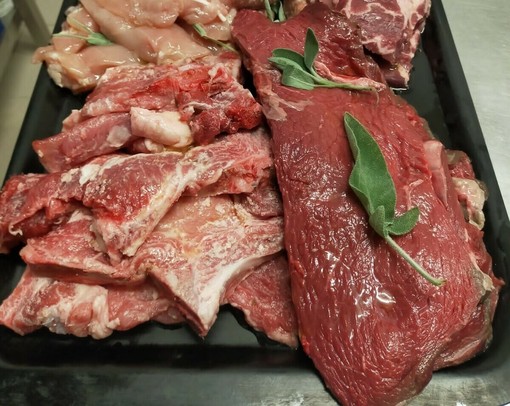 A Verezzo torna la grande festa della carne: alla Trattoria del Ponte due serate dedicate ai sapori della tradizione