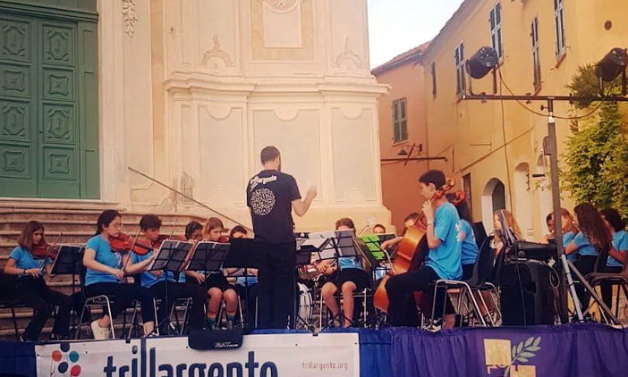 Mendatica: questa sera alle 21 il concerto dei 'Trillargento' per le 'Giovani note nei borghi di Liguria' Mendatica: questa sera alle 21 il concerto dei 'Trillargento' per le 'Giovani note nei borghi di Liguria'