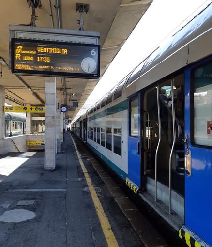 Guasto tra Andora ed Albenga sulla linea ferroviaria: disagi anche per i passeggeri della nostra provincia