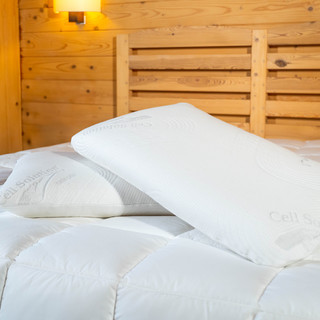 Salva gli animali: scegli i piumoni in fibre naturali! Salva gli animali: scegli i piumoni in fibre naturali!