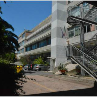 Gli insegnanti del Liceo Vieusseux di Imperia esprimono solidarietà all'insegnante sospesa di Palermo Gli insegnanti del Liceo Vieusseux di Imperia esprimono solidarietà all'insegnante sospesa di Palermo