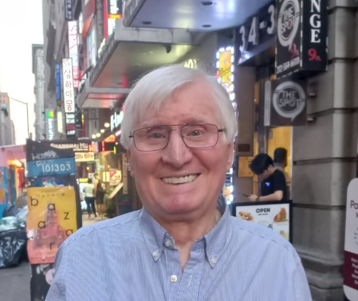 Il personaggio. Vittorio Capotorto, allievo di Eduardo De Filippo fonda una scuola di teatro a Civezza