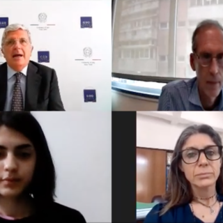 Il Liceo Vieusseux di Imperia e l’IC di Vallecrosia hanno intervistato l'ambasciatore italiano a New Delhi - video