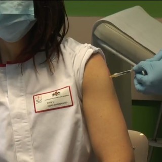 Coronavirus: in attesa delle prime vaccinazioni in Asl 1 ecco le conferme per la campagna nazionale per tutto il 2021 Coronavirus: in attesa delle prime vaccinazioni in Asl 1 ecco le conferme per la campagna nazionale per tutto il 2021