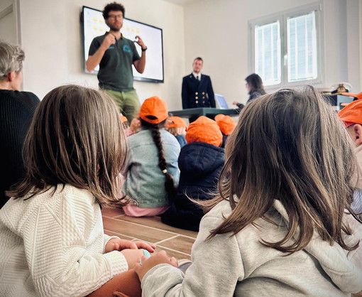Giornata Nazionale del Mare, gli alunni dell'I.C. Littardi al Museo Navale con la Capitaneria di Porto