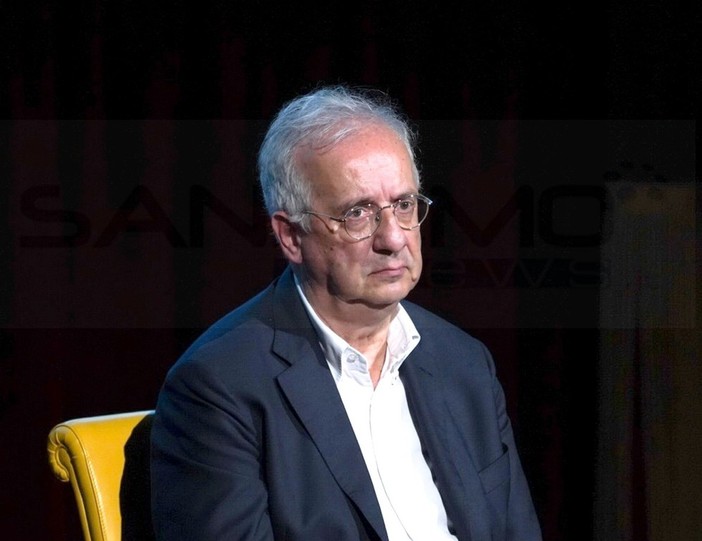 A Walter Veltroni il Gran Trofeo Premio Casinò di Sanremo Antonio Semeria A Walter Veltroni il Gran Trofeo Premio Casinò di Sanremo Antonio Semeria