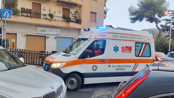 Caos viabilistico in città, Imperia Rinasce: "I mezzi di soccorso rischiano di rimanere intrappolati" Caos viabilistico in città, Imperia Rinasce: "I mezzi di soccorso rischiano di rimanere intrappolati"