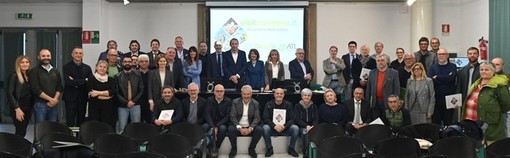 Il CdA dell'ATL del Cuneese con i Soci presenti all'Assemblea del 29 aprile 2024