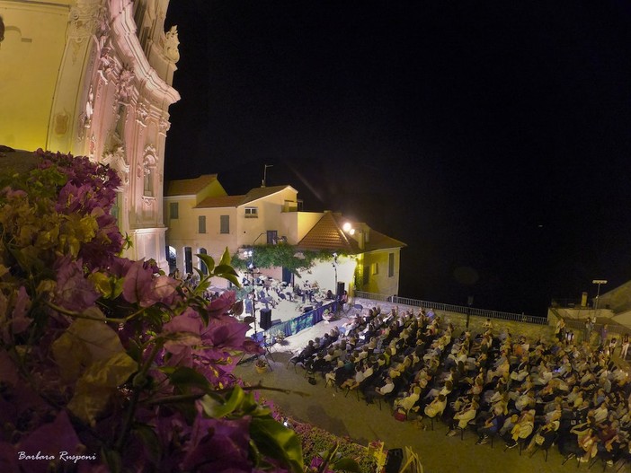 A causa di una improvvisa indisposizione di Antonio Scurati, annullata la serata finale di 'Cervo… ti Strega'