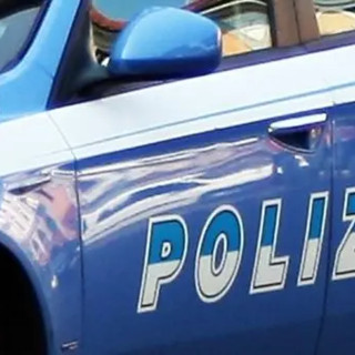 Tentano la truffa ai danni di un’anziana a Imperia: la Polizia li intercetta e li ferma