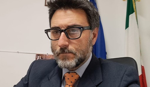 Il sindaco di Cosio Antonio Galante per i 'miracoli' della sanità in valle Arroscia
