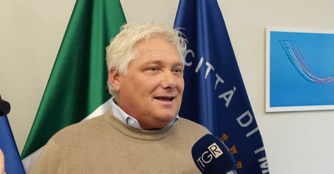 IL PUNTO. Il ritorno di Gagliano, l'assessore ritrovato incontenibile tra buche e chat