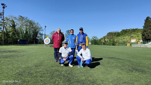 Tiro con l'arco: gli arcieri gialloblù di San Bartolomeo alla prima gara outdoor Tiro con l'arco: gli arcieri gialloblù di San Bartolomeo alla prima gara outdoor