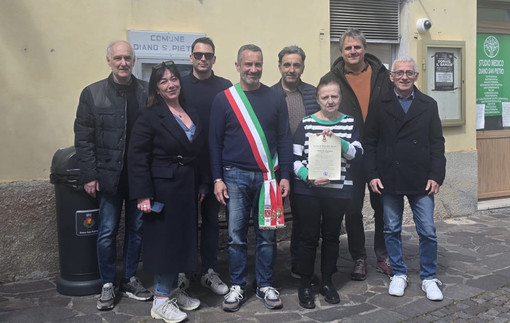 Diano San Pietro ringrazia Antonella Thomatis per trent’anni al servizio della comunità Diano San Pietro ringrazia Antonella Thomatis per trent’anni al servizio della comunità