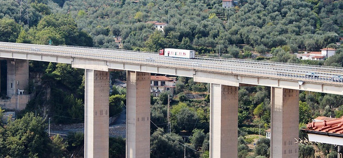 ACCADDE OGGI, 3 FEBBRAIO 1981. Polemiche e accuse di pendolari e automobilisti: “Pedaggi raddoppiati, assurda manovra di Autofiori”