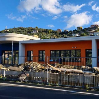 Imperia, verso la conclusione i lavori per il nuovo asilo dei Piani