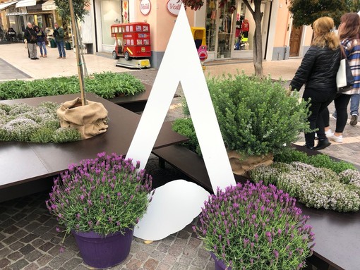 Diano Marina, Aromatica: è il giorno di Ernst Knam, il 're del cioccolato' Diano Marina, Aromatica: è il giorno di Ernst Knam, il 're del cioccolato'