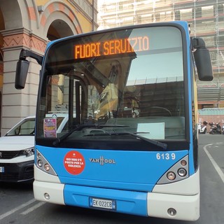 Sciopero generale, si fermano i trasporti e anche i vigili del fuoco