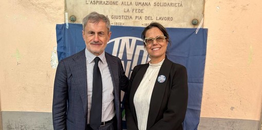 Sanremo, l'ex ministro Alemanno: &quot;Erica Martini simbolo del rinnovamento della città&quot;, lei: &quot;Sogno il ballottaggio&quot;