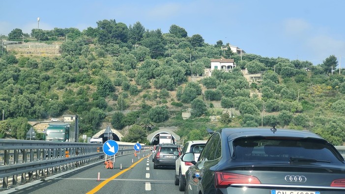 Traffico sulle autostrade, la Regione solleciterà il Ministero e i concessionari per chiedere risarcimenti