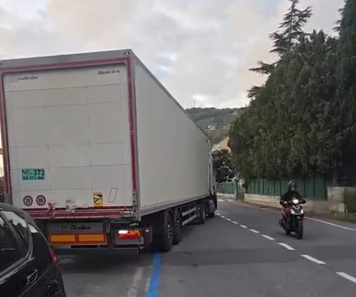 Autoparco di Barcheto al via, Bonifazio: “Prima o poi ci scappa il morto” (video) Autoparco di Barcheto al via, Bonifazio: “Prima o poi ci scappa il morto” (video)