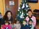San Lorenzo al Mare: i bambini del Micronido d'infanzia Mio Piccolo Mio addobbano gli alberi di Natale presso alcuni esercizi commerciali