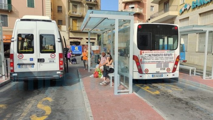 Autisti cercasi, la Riviera Trasporti apre una selezione per assumere personale