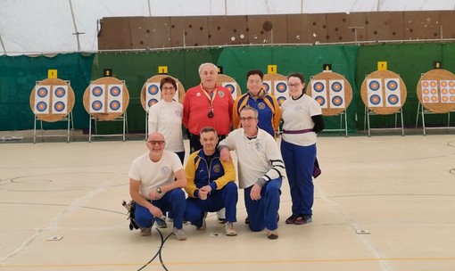 Tiro con l'arco, gli arcieri gialloblù chiudono bene la stagione indoor