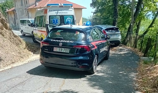 Accoltellamento al centro di accoglienza Il Faggio di Nava: ferito un ventenne Accoltellamento al centro di accoglienza Il Faggio di Nava: ferito un ventenne