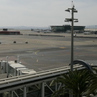 L'aeroporto di Nizza L'aeroporto di Nizza