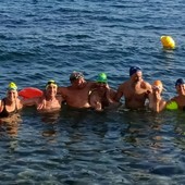 “Sorridi con Pietro” porta tutti in acqua: al via gli allenamenti per la nuotata solidale del 29 agosto “Sorridi con Pietro” porta tutti in acqua: al via gli allenamenti per la nuotata solidale del 29 agosto