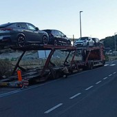 Parcheggio mezzi pesanti, il Comitato Autisti Imperiesi: “Così si rischia un altro fallimento” Parcheggio mezzi pesanti, il Comitato Autisti Imperiesi: “Così si rischia un altro fallimento”