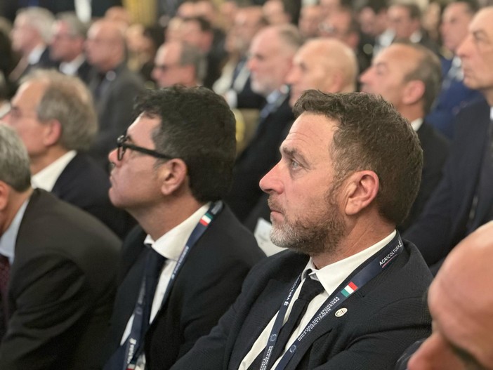 Agricoltura, Piana incontra il Commissario europeo: "Sostenere le produzioni di qualità" Agricoltura, Piana incontra il Commissario europeo: "Sostenere le produzioni di qualità"