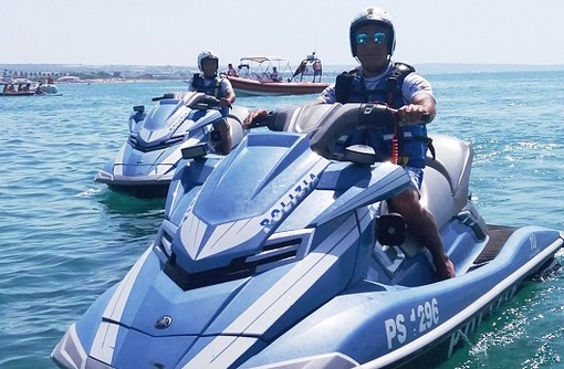 Diano Marina: domani, evento in collaborazione tra Polizia di Stato e Croce Rossa Italiana Diano Marina: domani, evento in collaborazione tra Polizia di Stato e Croce Rossa Italiana