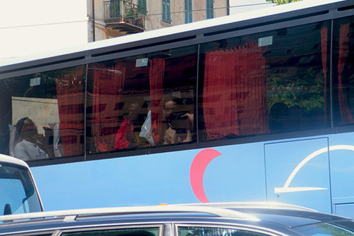 Migranti in arrivo da Lampedusa, Prefettura di Imperia impegnata nell'accoglienza profughi Migranti in arrivo da Lampedusa, Prefettura di Imperia impegnata nell'accoglienza profughi