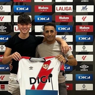 Calcio, rinnovo per Alessio Iannolo al Rayo Vallecano: il talento di San Bartolomeo continua a brillare in Spagna