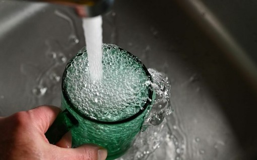 Manca l'acqua, disagi diffusi per i residenti di Diano Castello Manca l'acqua, disagi diffusi per i residenti di Diano Castello