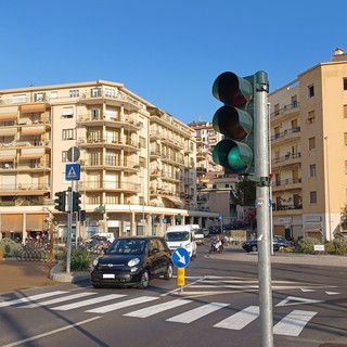 Opposizione polemica sull’attraversamento di Borgo San Moro: "Non serve a tutelare i pedoni" Opposizione polemica sull’attraversamento di Borgo San Moro: "Non serve a tutelare i pedoni"