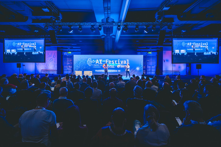 Oltre 6.000 presenze per AI Festival: nuovo riferimento internazionale per l’Intelligenza Artificiale Oltre 6.000 presenze per AI Festival: nuovo riferimento internazionale per l’Intelligenza Artificiale
