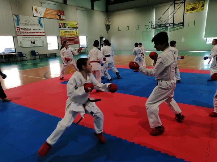 Karate, oltre 80 atleti sul tatami a Diano Marina per il concentramento provinciale (Foto)