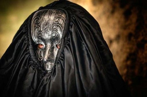 Performance teatrale dal titolo 'Anima nelle Tenebre' a Diano Castello