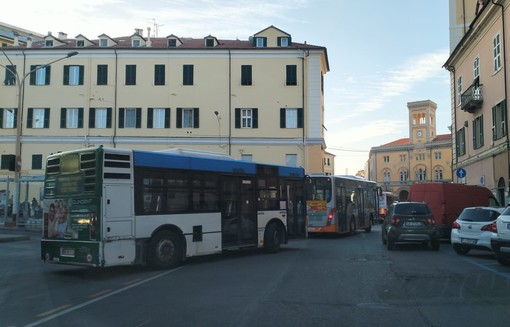 Forze dell'ordine sugli autobus Rt dopo le aggressioni al personale: la soddisfazione dei sindacati