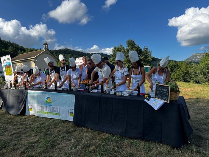 Alla Sagra di Colle San Bernardo nasce la salsa per il pan fritto