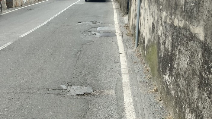 Buche e strade dissestate, scatta la querela: il caso a Imperia